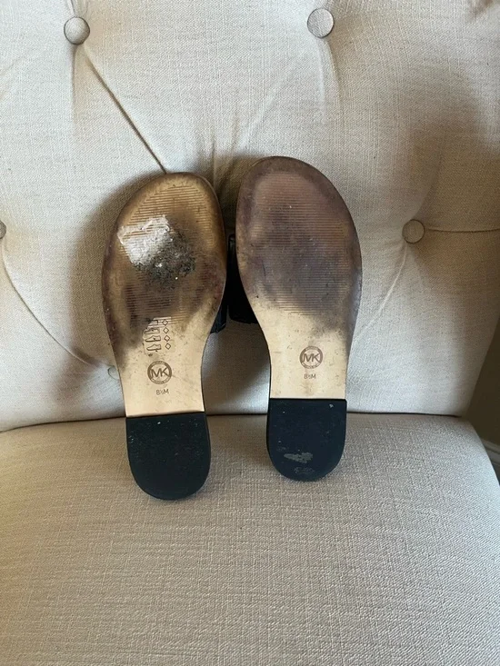 Michael Kors MK Logo Slide Sandals Black Leather Gold Hardware Size 8.5 Summer - Picture 8 of 9